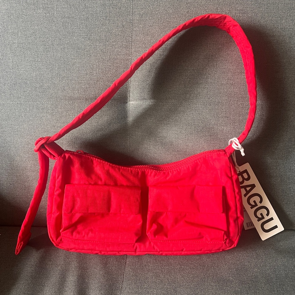 BNWT BAGGU Cargo Shoulder Bag - Candy Apple